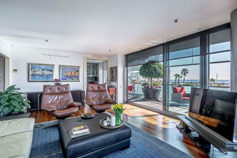 Apartment for sale in Barcelona, Spain 3 bedrooms, 170 sq.m. No. 177348 - photo 6
