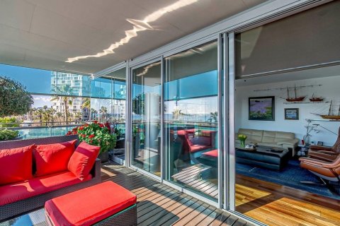 Apartment for sale in Barcelona, Spain 3 bedrooms, 170 sq.m. No. 177348 - photo 5