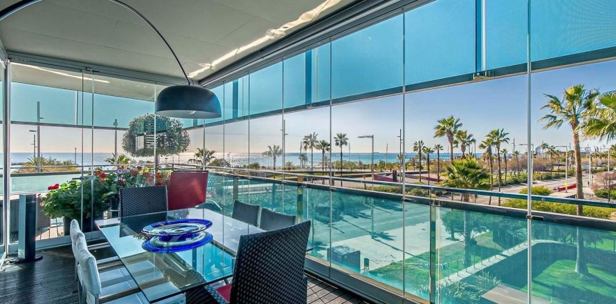 Apartment in Barcelona, Spain 3 bedrooms, 170 sq.m. No. 177348