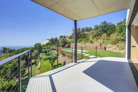 Продажа дома в Пладжа-де-Аро, Герона, Испания 4 спальни, 350м2 №177347 - фото 2