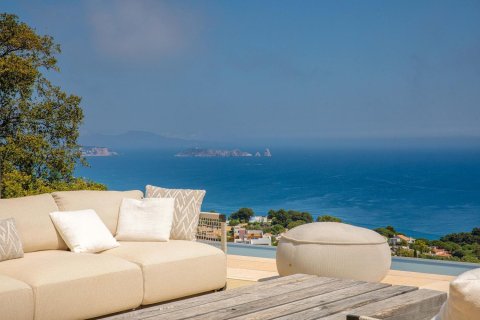 House à vendre à Begur, Girona, Espagne, 5 chambres, 428 m2 No. 177345 - photo 9