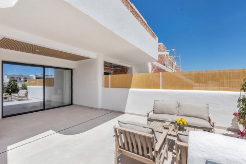Bungalow for sale in Dolores, Alicante, Spain 3 bedrooms, 90 sq.m. No. 112758 - photo 15