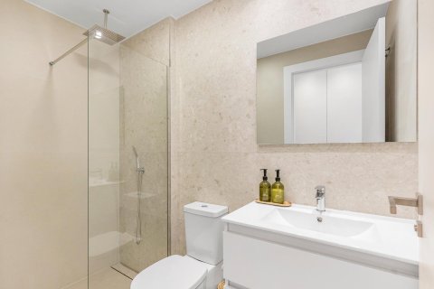Bungalow for sale in Dolores, Alicante, Spain 3 bedrooms, 90 sq.m. No. 112758 - photo 30
