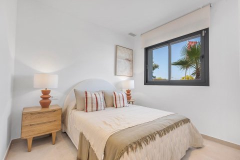 Bungalow for sale in Dolores, Alicante, Spain 3 bedrooms, 90 sq.m. No. 112758 - photo 27
