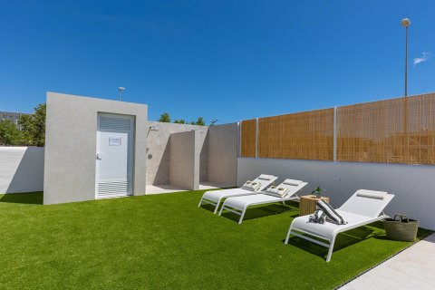 Bungalow for sale in Dolores, Alicante, Spain 3 bedrooms, 90 sq.m. No. 112758 - photo 6