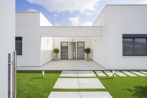 Huvila myytävänä Banos Y Mendigo, Murcia, Espanja, 4 makuuhuonetta, 195 m2 No. 112761 - kuva 3