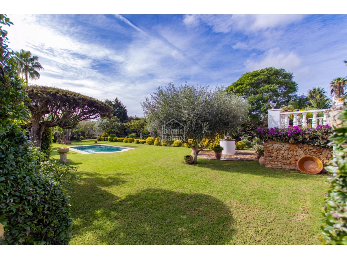 Villa a Alaior, Menorca, Spagna 4 camere da letto, 273 mq. N° 110966