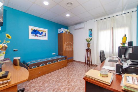 Villa for sale Alaior, Menorca, Spain 4 bedrooms, 298 sq.m. No. 110966 - photo 12