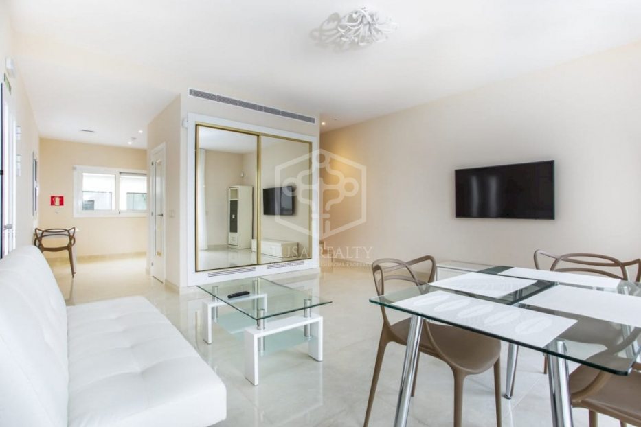 Commercial property à Platja D'aro, Girona, Espagne 4000 m2 No. 78249