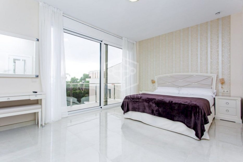 Commercial property à Platja D'aro, Girona, Espagne 4000 m2 No. 78249