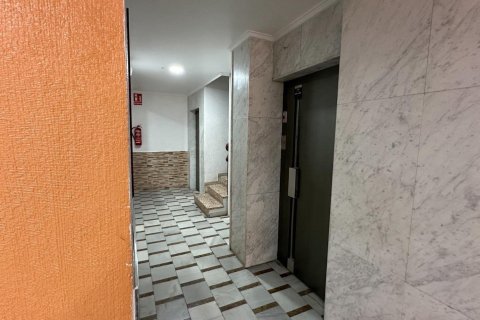 Apartamento en venta en Torrevieja, Alicante, España 2 dormitorios, 90 m2 No. 164678 - foto 16