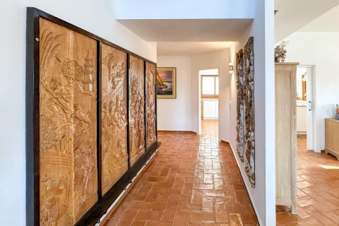 Villa for sale in Campoamor, Alicante, Spain 7 bedrooms, 450 sq.m. No. 164676 - photo 6