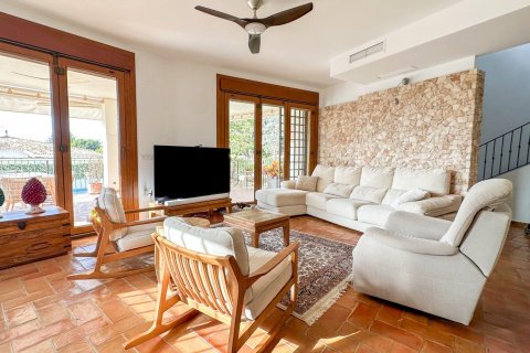 Villa for sale in Campoamor, Alicante, Spain 7 bedrooms, 450 sq.m. No. 164676 - photo 4