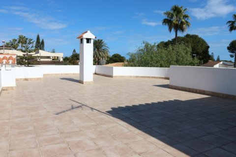 Villa for sale La Zenia, Alicante, Spain 3 bedrooms, 220 sq.m. No. 113857 - photo 30