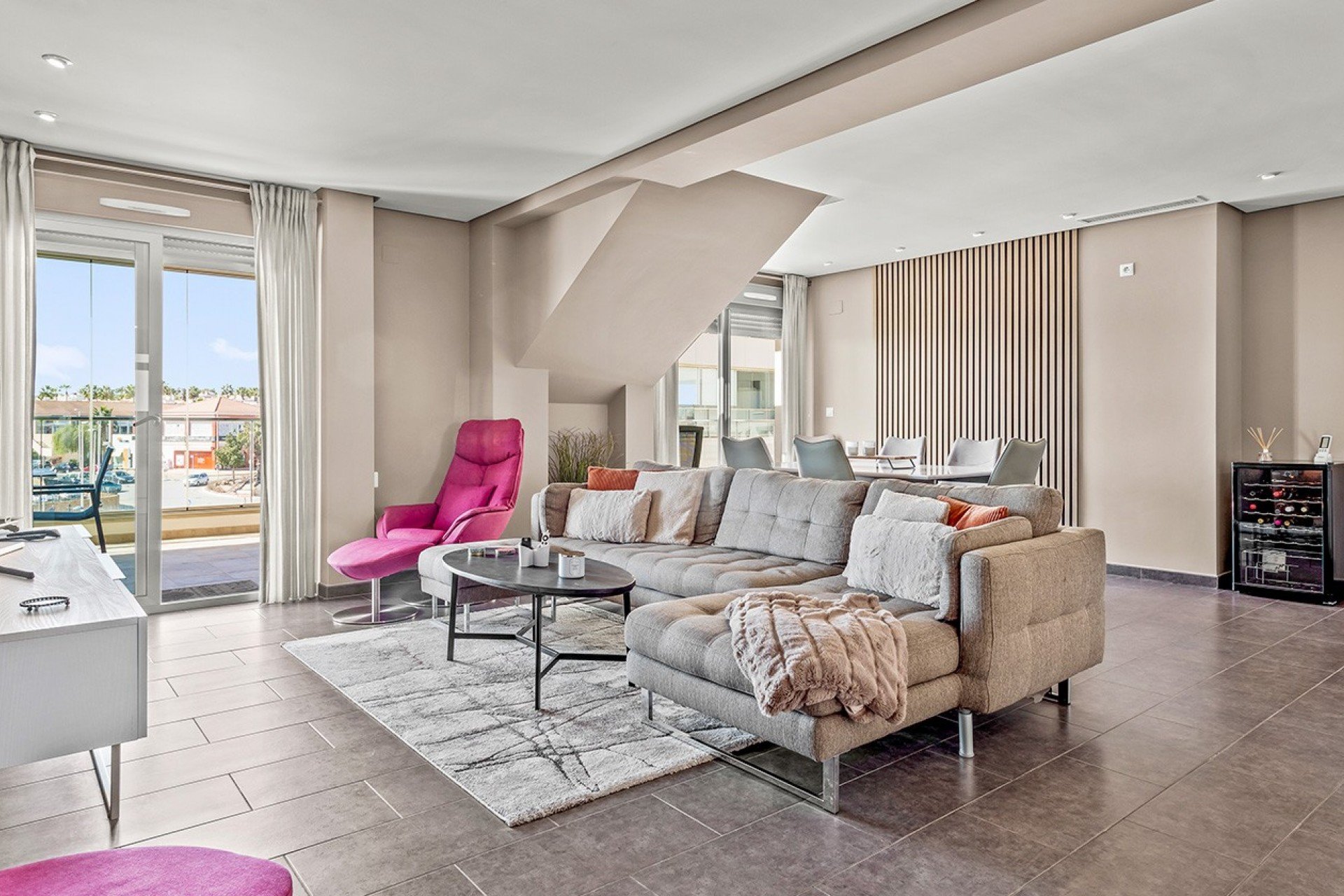 Apartamento en Villamartin, Alicante, España 4 dormitorios, 128 m2 No. 113854
