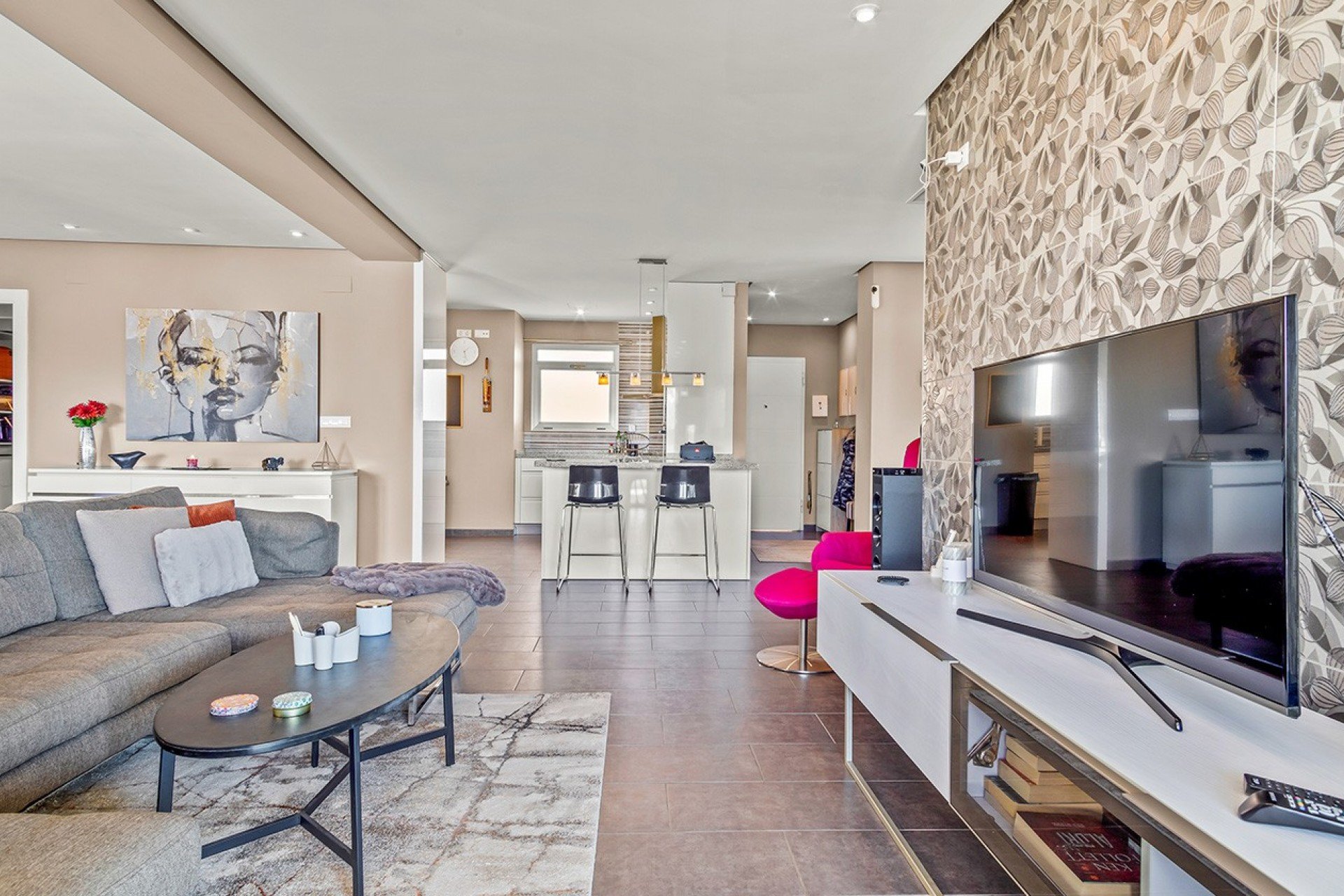 Apartamento en Villamartin, Alicante, España 4 dormitorios, 128 m2 No. 113854