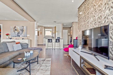 Apartment for sale Villamartin, Alicante, Spain 4 bedrooms, 128 sq.m. No. 113854 - photo 4