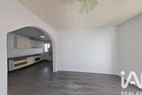 Townhouse zum Verkauf in Elche, Alicante, Spanien 2 Schlafzimmer, 191 m2 Nr. 185175 - Foto 16