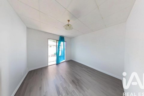 Townhouse zum Verkauf in Elche, Alicante, Spanien 2 Schlafzimmer, 191 m2 Nr. 185175 - Foto 19
