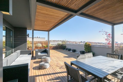 Apartament w Barcelona, Hiszpania 4 sypialnie, nr 141031 – zdjęcie 2