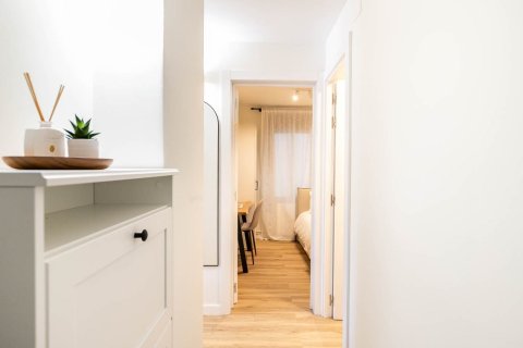 Apartamento en venta en Barcelona, España 2 dormitorios, No. 141027 - foto 15