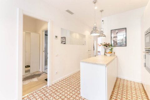 Dzīvoklis pārdošanā Barcelona, Spānijā 3 istabas, Nr. 141028 - attēls 6