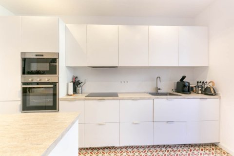 Dzīvoklis pārdošanā Barcelona, Spānijā 3 istabas, Nr. 141028 - attēls 7