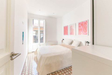 Dzīvoklis pārdošanā Barcelona, Spānijā 3 istabas, Nr. 141028 - attēls 12
