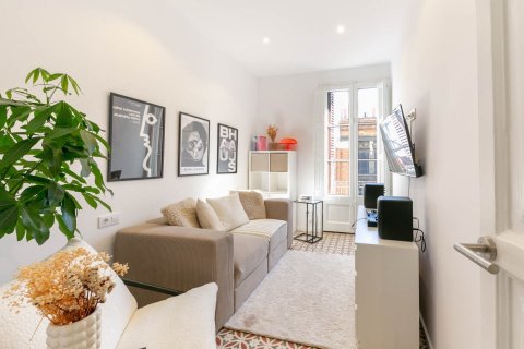 Dzīvoklis pārdošanā Barcelona, Spānijā 3 istabas, Nr. 141028 - attēls 1