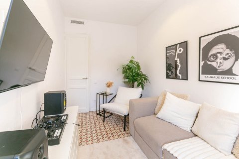 Dzīvoklis pārdošanā Barcelona, Spānijā 3 istabas, Nr. 141028 - attēls 3