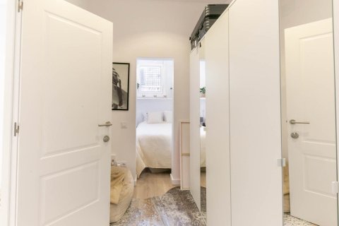 Dzīvoklis pārdošanā Barcelona, Spānijā 3 istabas, Nr. 141028 - attēls 14