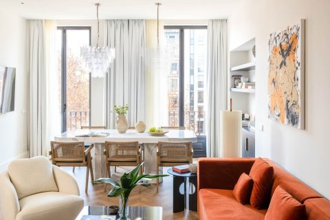 Apartment for rent in Barcelona, Spain 2 bedrooms,  No. 141029 - photo 1