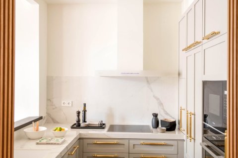 Apartment for rent in Barcelona, Spain 2 bedrooms,  No. 141029 - photo 5