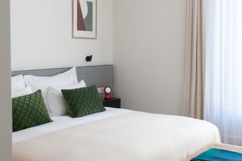 Apartament w Barcelona, Hiszpania 4 sypialnie, nr 141030 – zdjęcie 10