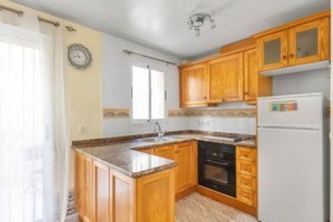 Radhus till salu i Alicante, Spanien 2 sovrum,  Nr. 161699 - foto 9