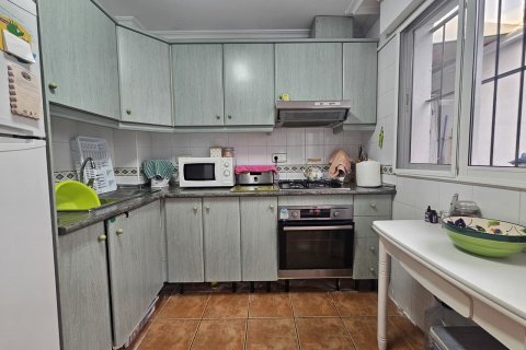 Villa for sale in La Zenia, Alicante, Spain 3 bedrooms, 90 sq.m. No. 161704 - photo 9