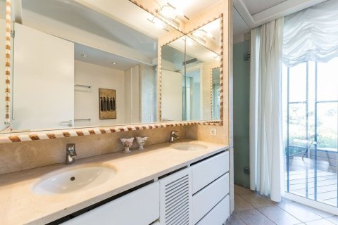 House à vendre à Castelldefels, Barcelona, Espagne, 4 chambres, 351 m2 No. 167345 - photo 20