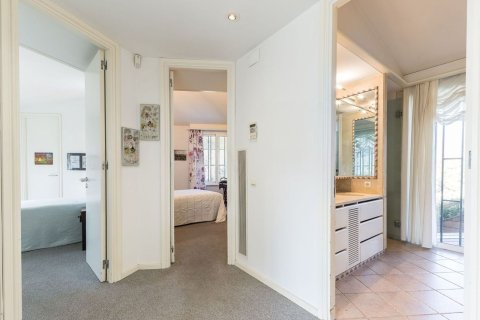 House à vendre à Castelldefels, Barcelona, Espagne, 4 chambres, 351 m2 No. 167345 - photo 17
