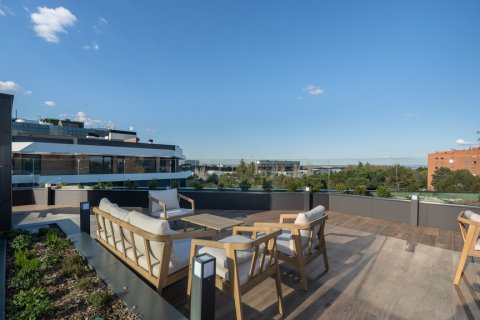 Продажа квартиры в Мадрид, Испания 2 спальни, 138.2м2 №119629 - фото 25