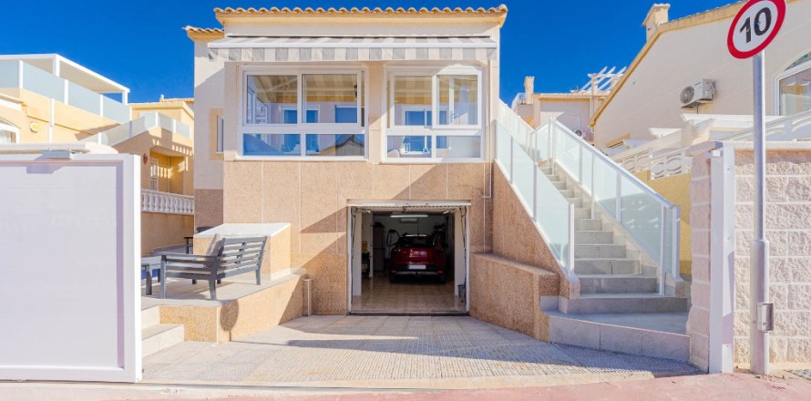 Villa Alicante, Spānijā 2 istabas, 65 m2 Nr. 145449