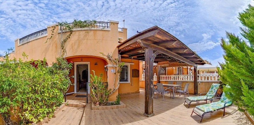 Radhus i Alicante, Spanien 3 sovrum, 73 kvm. Nr. 145451