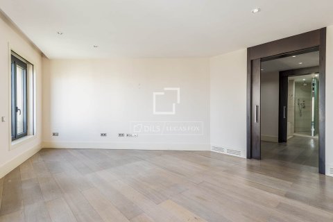 Apartamento en venta en Barcelona, España 3 dormitorios, 160 m2 No. 150623 - foto 19