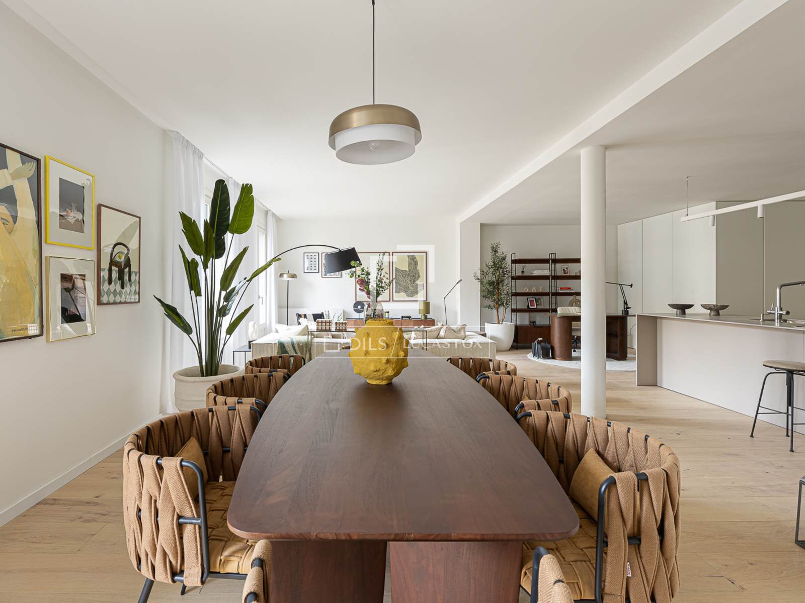 Wohnung in Barcelona, Spanien 2 Schlafzimmer, 135 m2 Nr. 150626