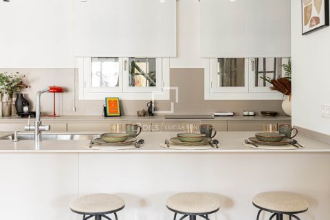 Apartment à vendre à Barcelona, Espagne, 2 chambres, 135 m2 No. 150626 - photo 18