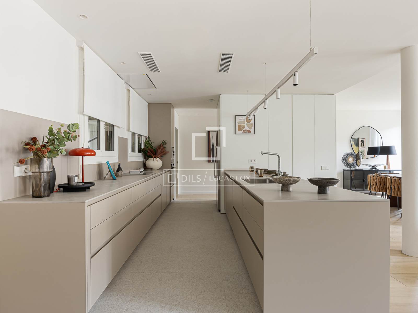 Wohnung in Barcelona, Spanien 2 Schlafzimmer, 135 m2 Nr. 150626