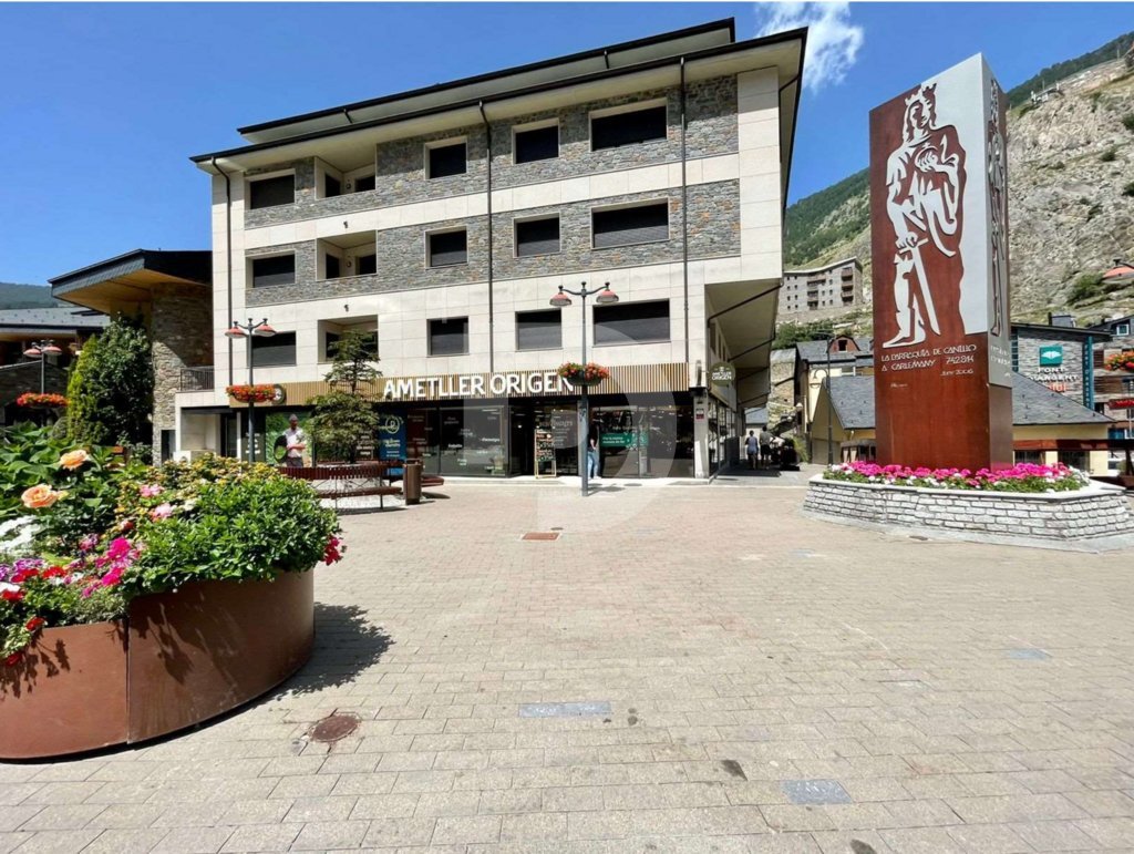 Retail store in Spagna 636 mq. N° 154873