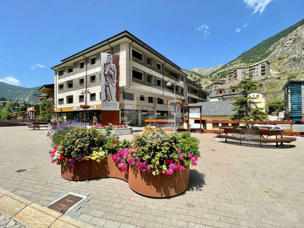 Retail store in Spagna 636 mq. N° 154873