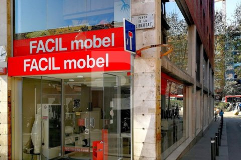 Retail store for sale in Gracia, Barcelona, Spain 395 sq.m. No. 154877 - photo 4