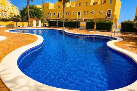 Сasa en venta en El Campello, Alicante, España 3 dormitorios, 100 m2 No. 177790 - foto 2