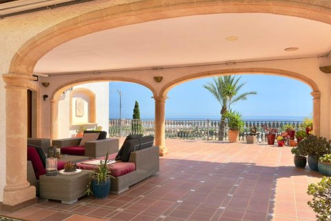 Villa for sale in La Pedrera, Alicante, Spain 4 bedrooms, 647 sq.m. No. 177795 - photo 10